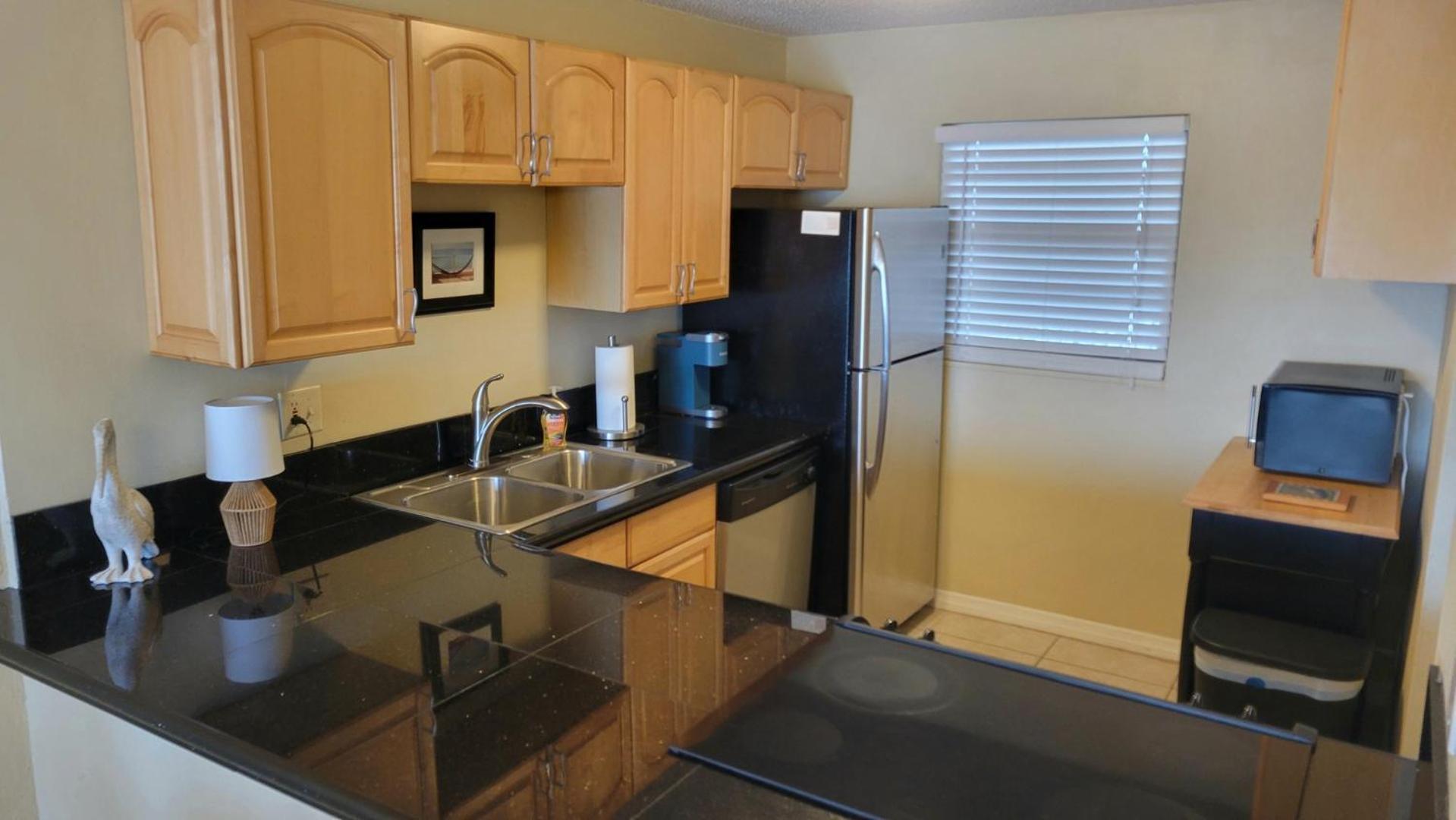 410 - Fourth Floor 1/1 Sleeps 2 Apartment Ню Смирна Бийч Екстериор снимка