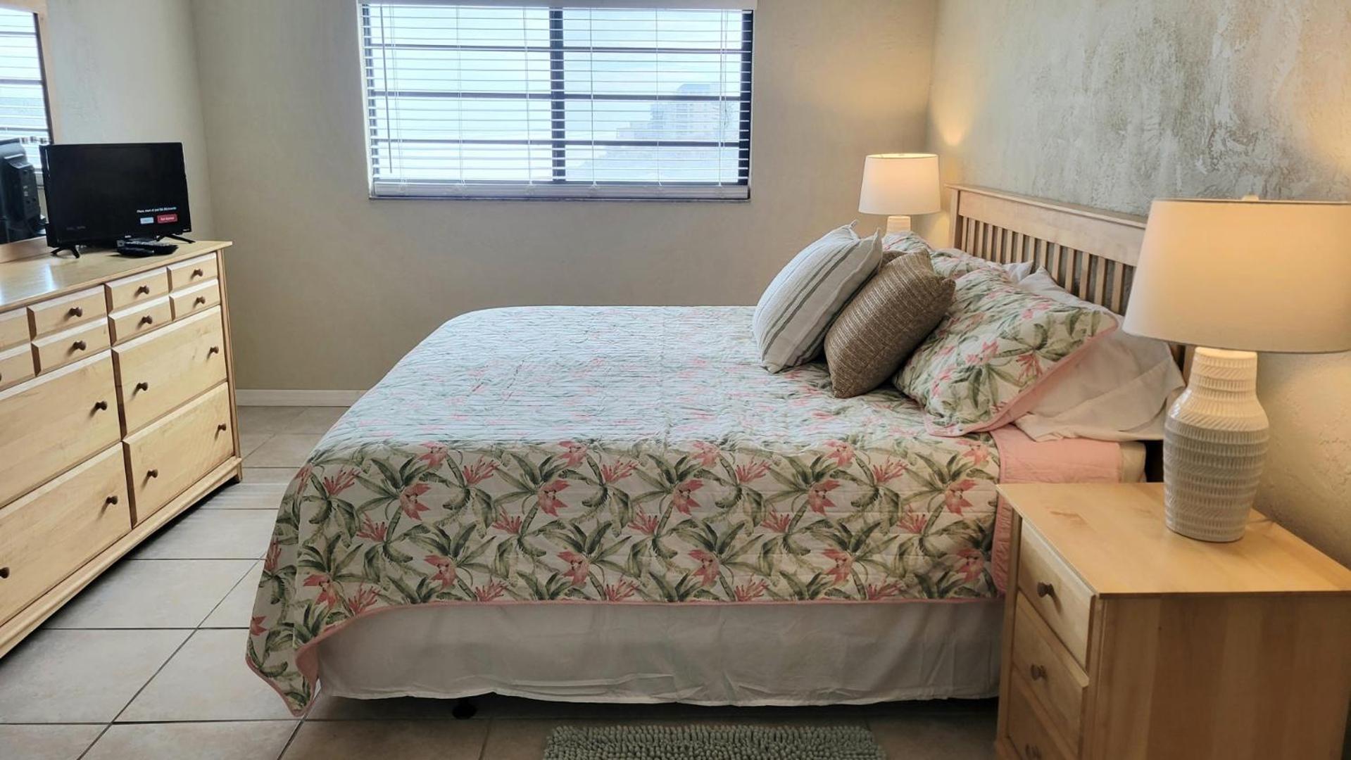 410 - Fourth Floor 1/1 Sleeps 2 Apartment Ню Смирна Бийч Екстериор снимка